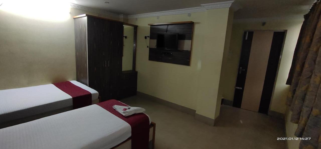 Hotel Royal Residency Siliguri Buitenkant foto